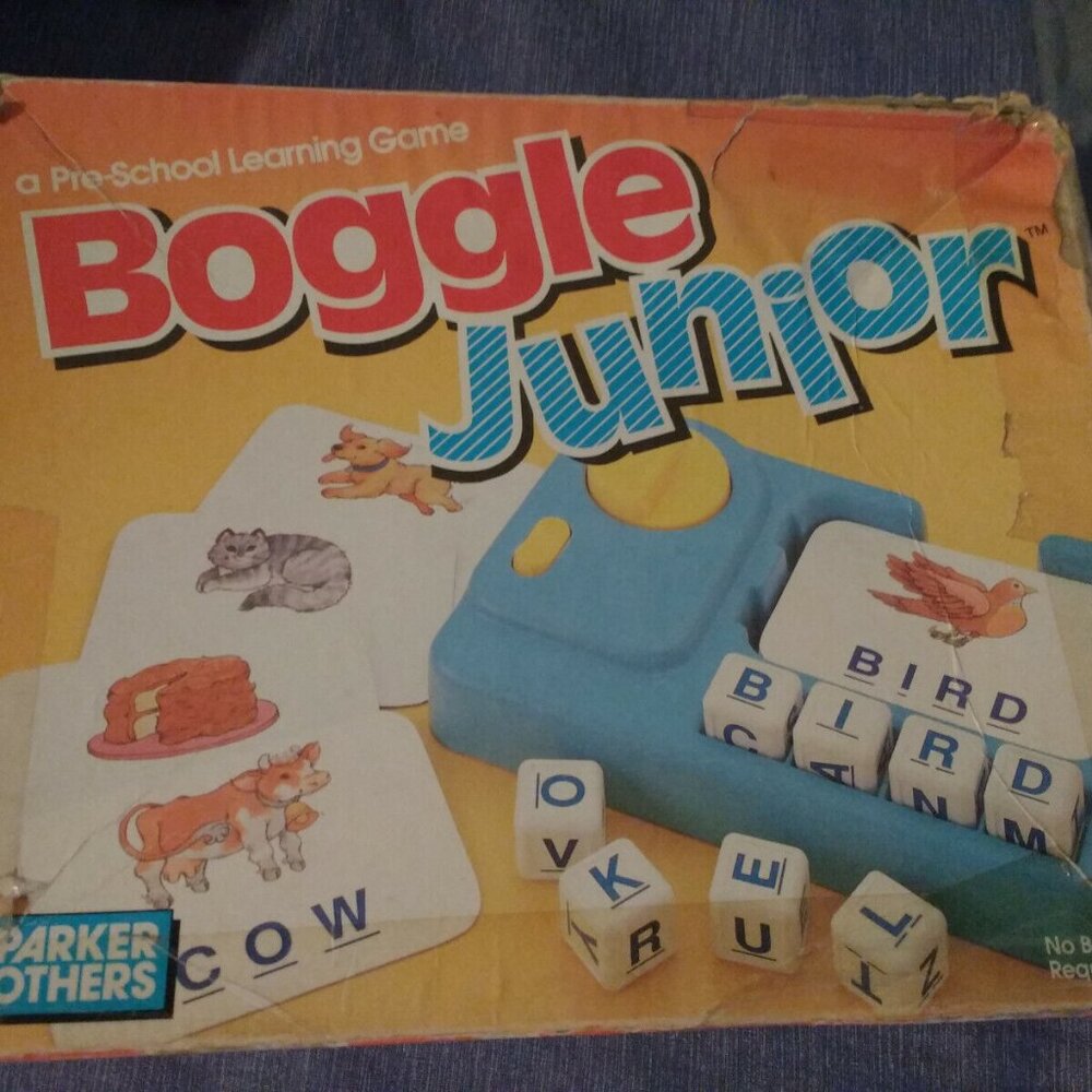Parker Brothers BOGGLE Junior 1998 Spelling game Vintage
